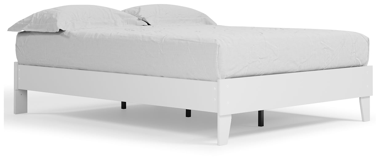 Piperton Queen Platform Bed with Dresser, Chest and Nightstand